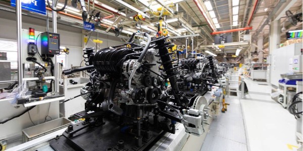 日本多家車企宣布漲價，日產提高純電動車售價