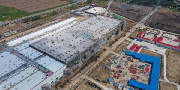 特斯拉預計：年底前在上海工廠投產Model 3電動車