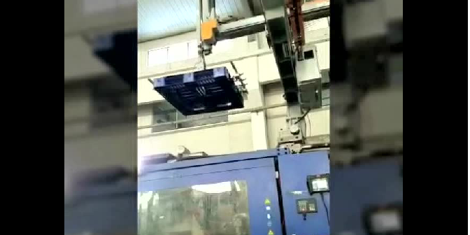 香蕉影视网站APP托盤與機械手完美結合